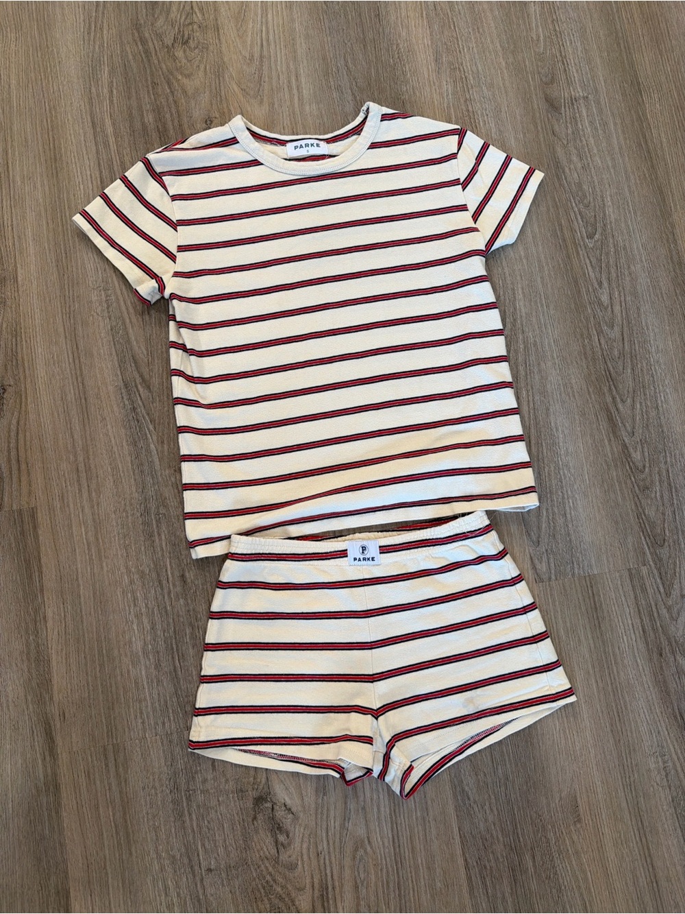 Parke Cream & Red Stripe set
